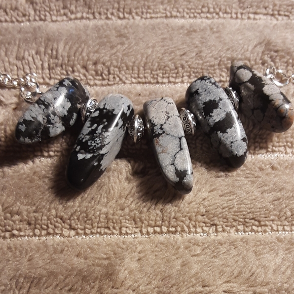 Handmade Snowflake Jasper Gemstone Necklace - Picture 3 of 3